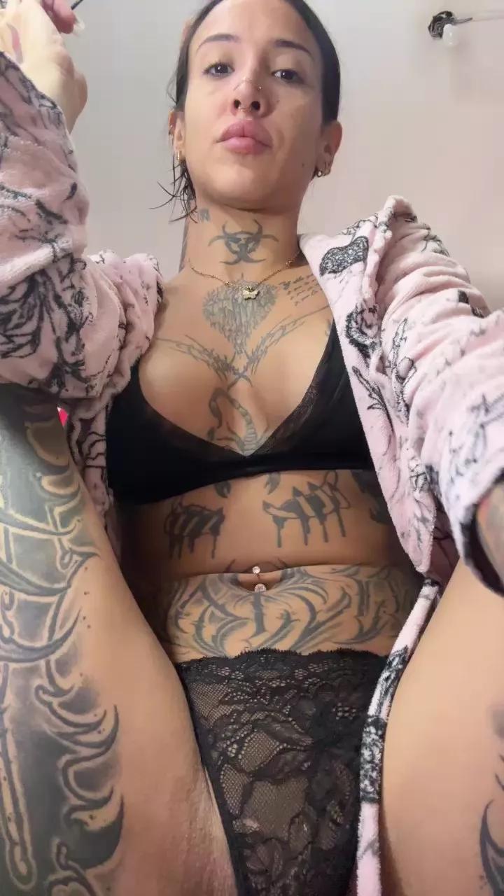 DemonFlor on Cam4 