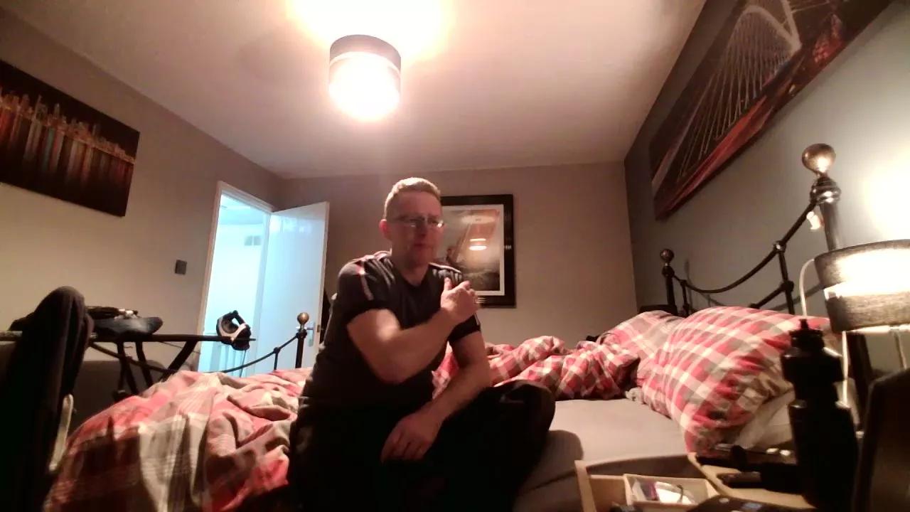 dfc0700 on Cam4 