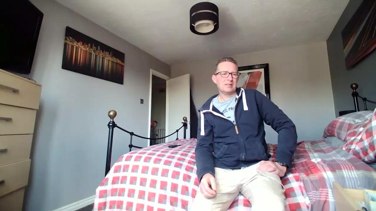 dfc0700 on Cam4 