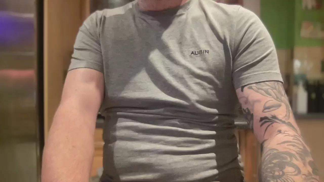 djhants on Cam4 
