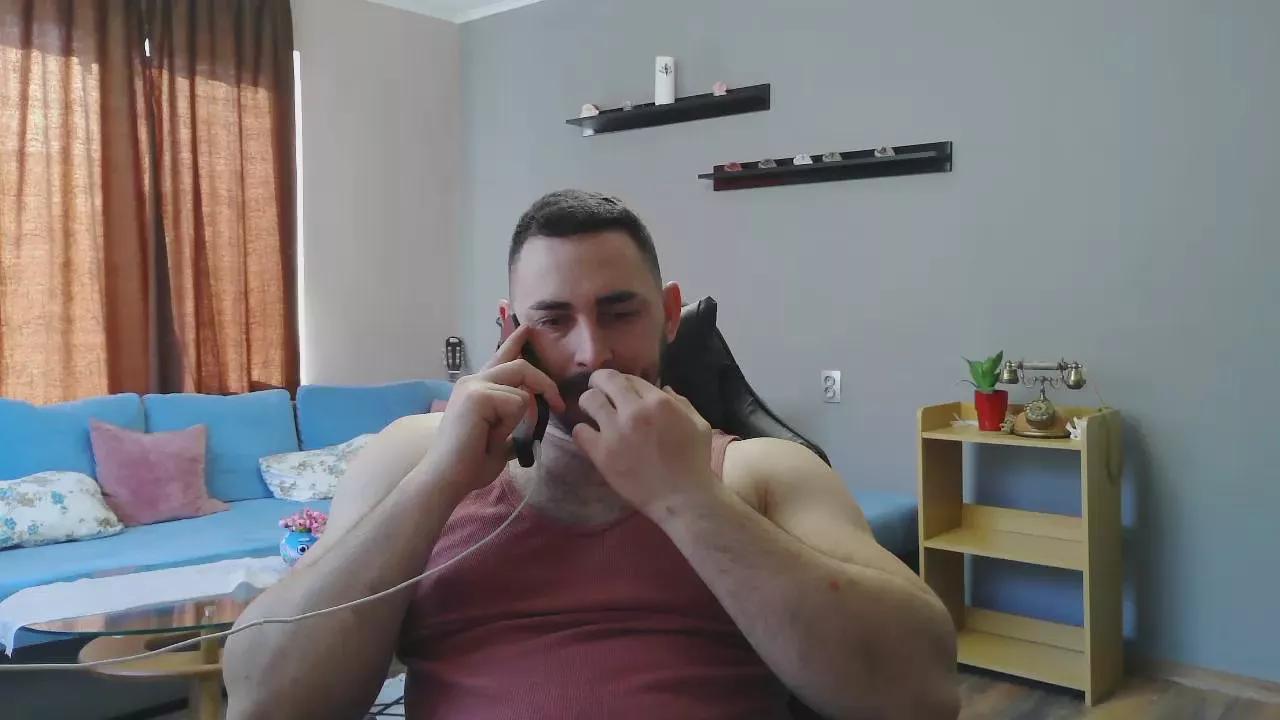 djmute_33 on Cam4 