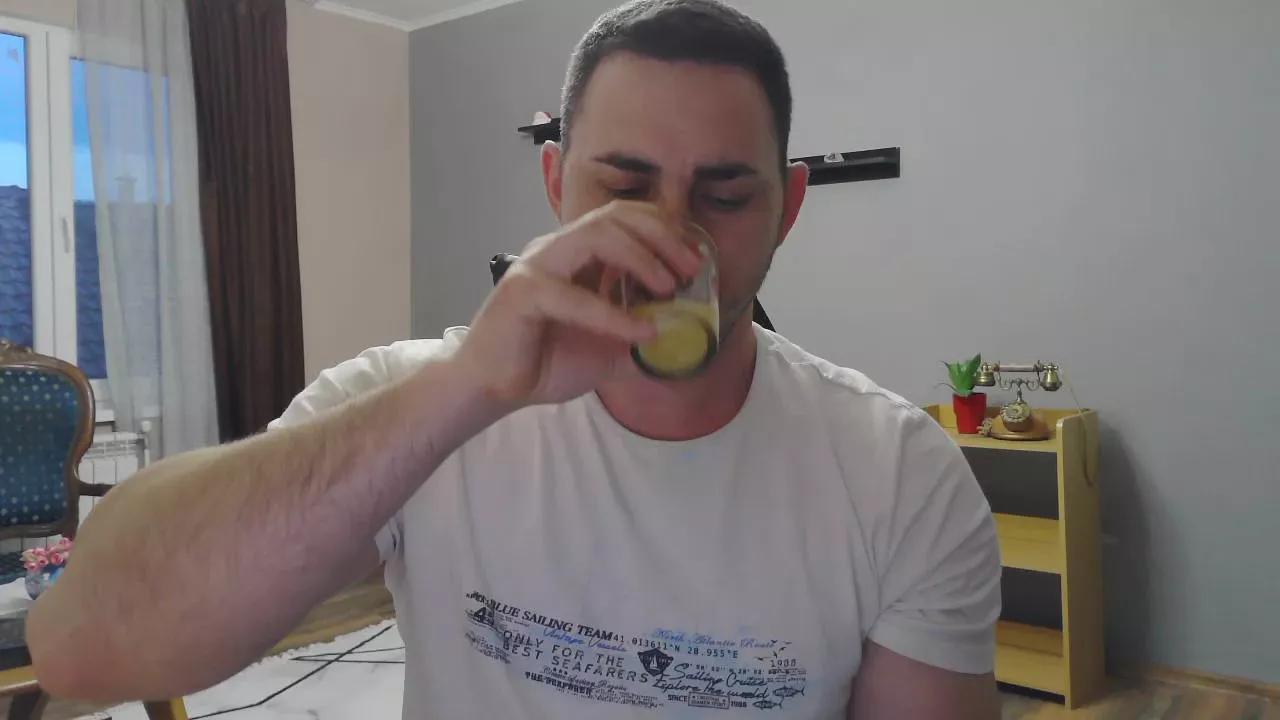 djmute_33 on Cam4 