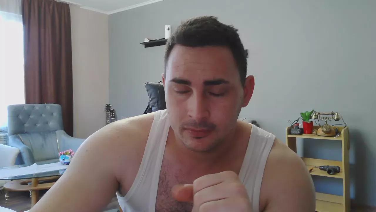 djmute_33 on Cam4 