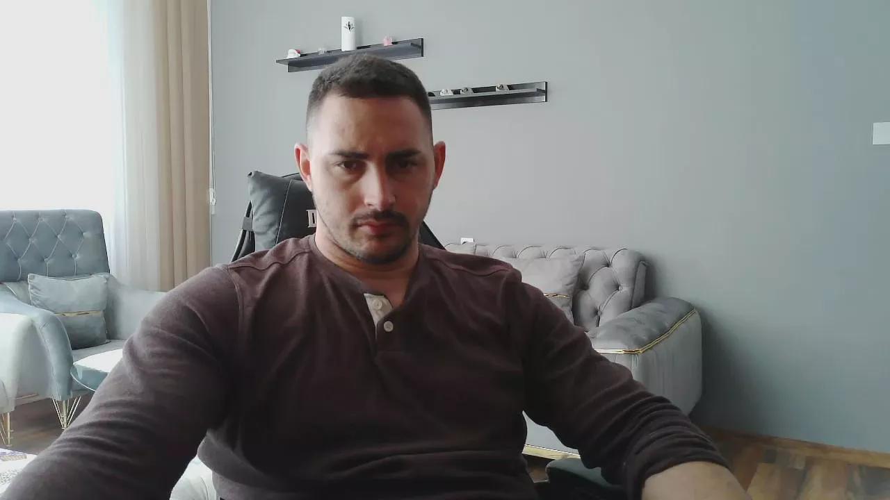 djmute_33 on Cam4 