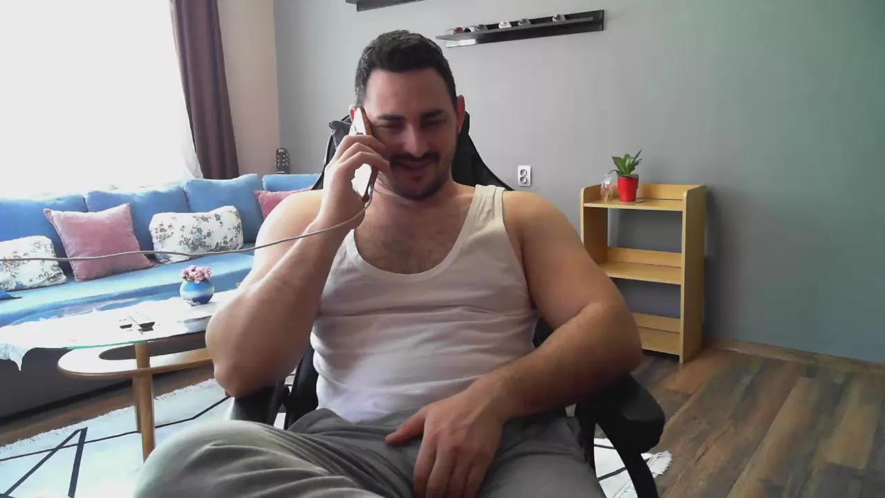 djmute_33 on Cam4 