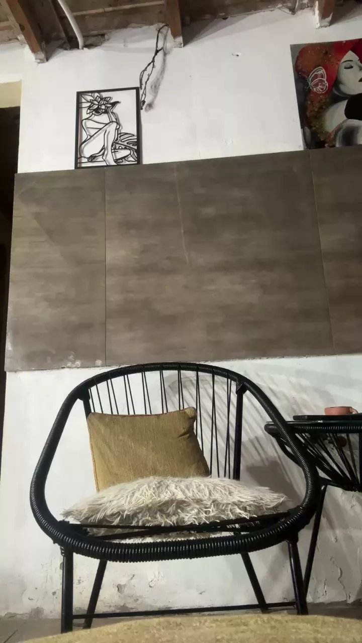 Offline Dlor on Cam4