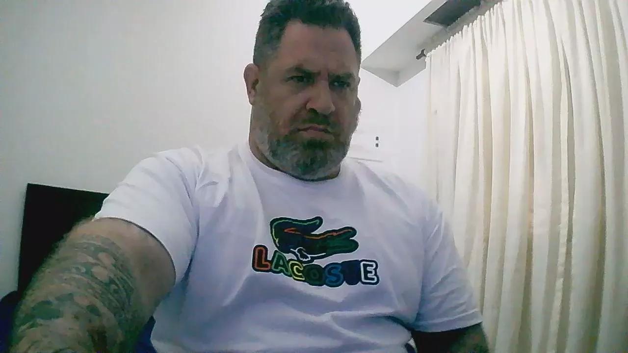 dmcos on Cam4 