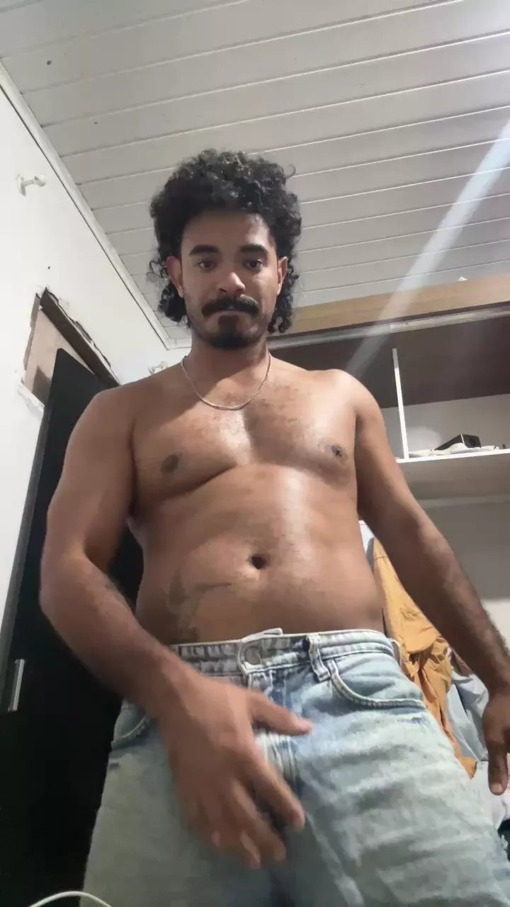 Offline Doceu1 on Cam4