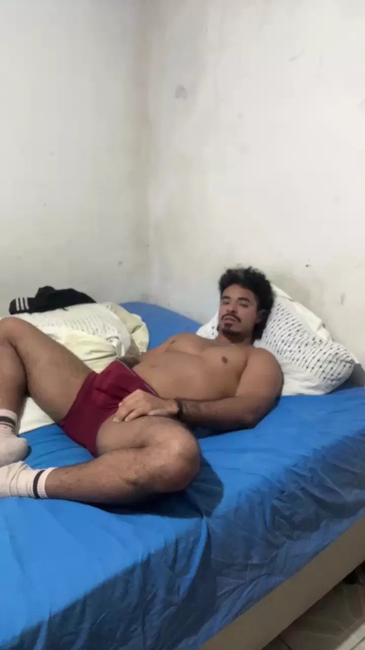 Offline Doceu1 on Cam4