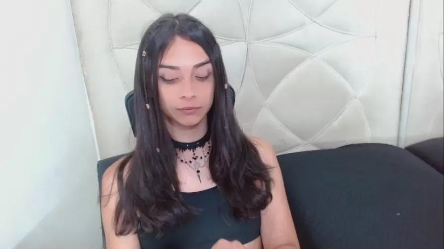 DolleHavior_ on Cam4 