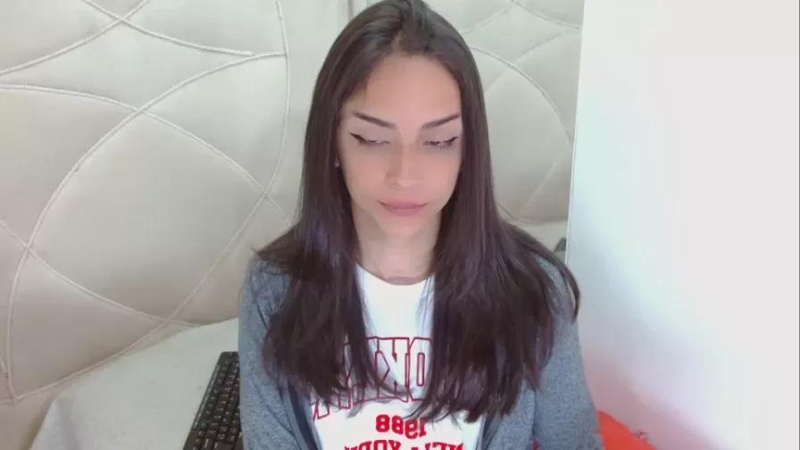 DolleHavior_ on Cam4 