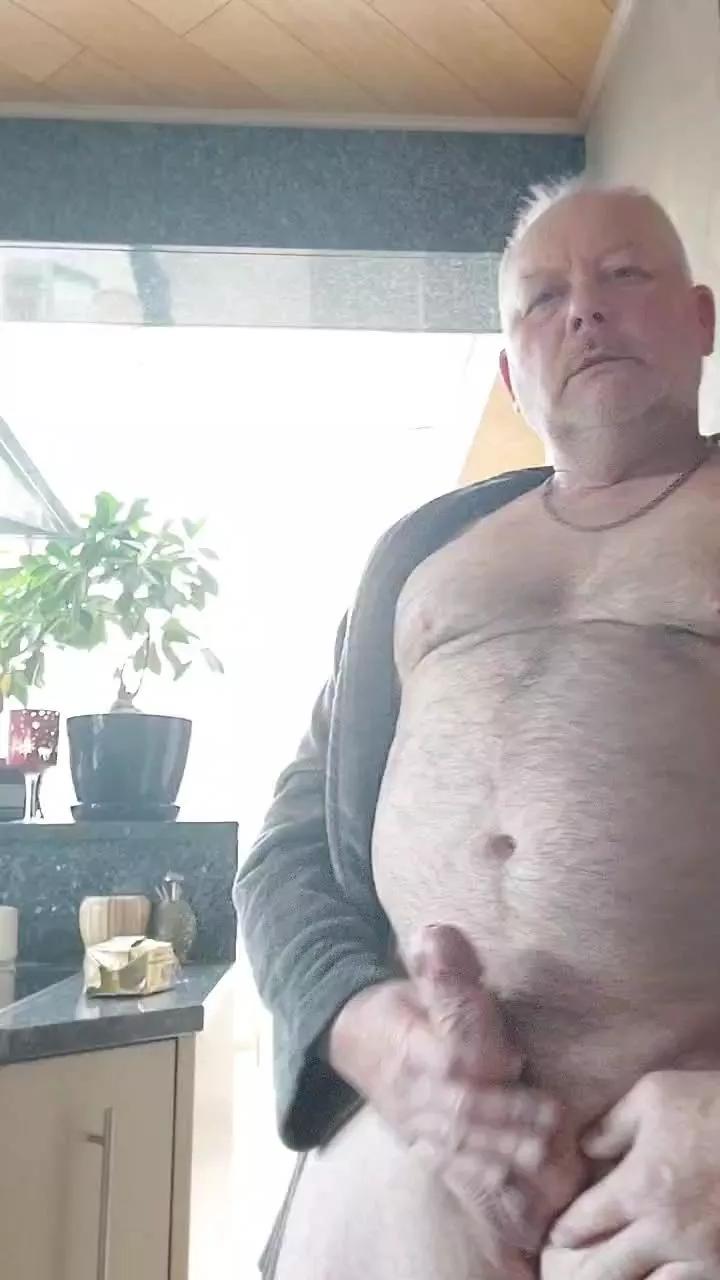 Domihengst on Cam4 