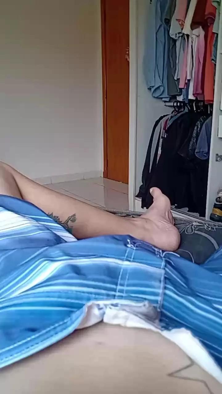dommen18cm on Cam4 