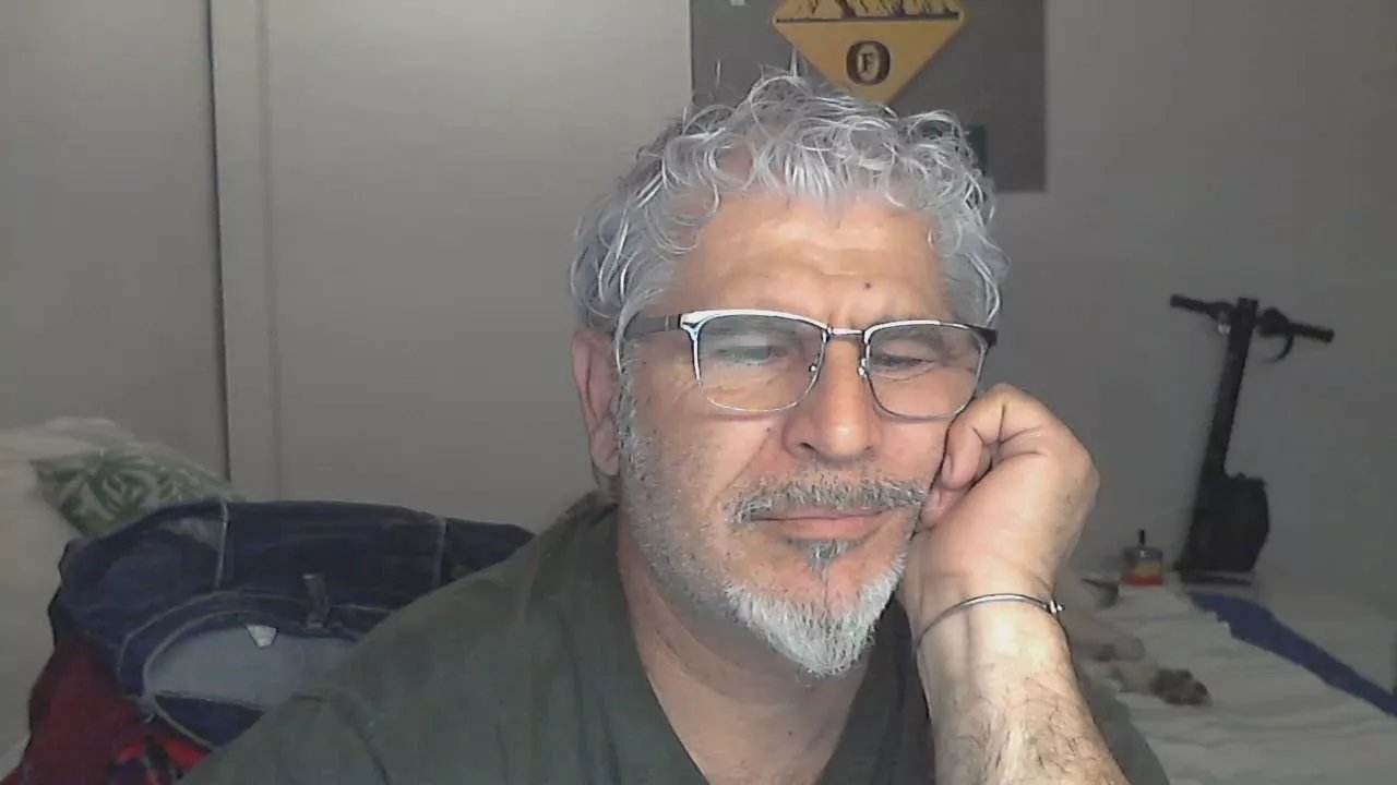 Offline donopiacere on Cam4