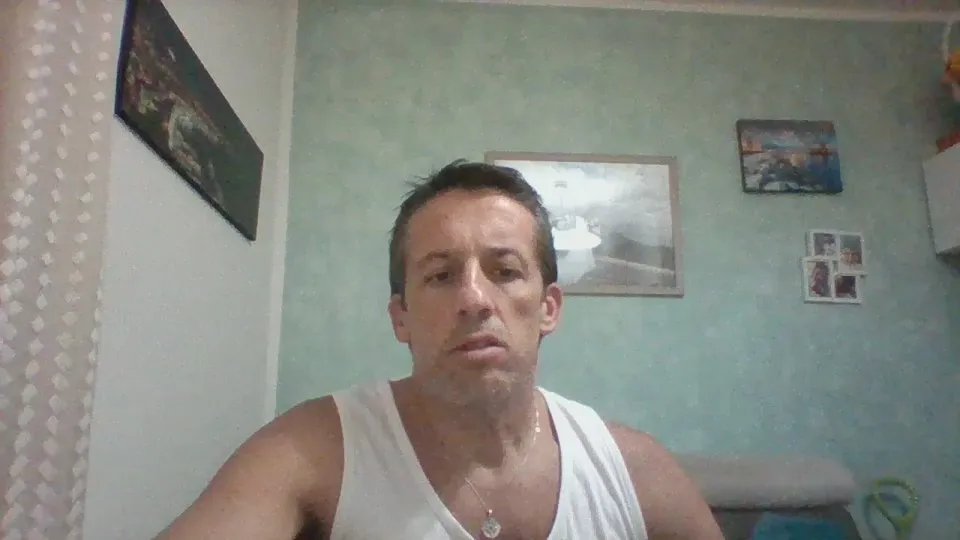 Offline Drago0000 on Cam4