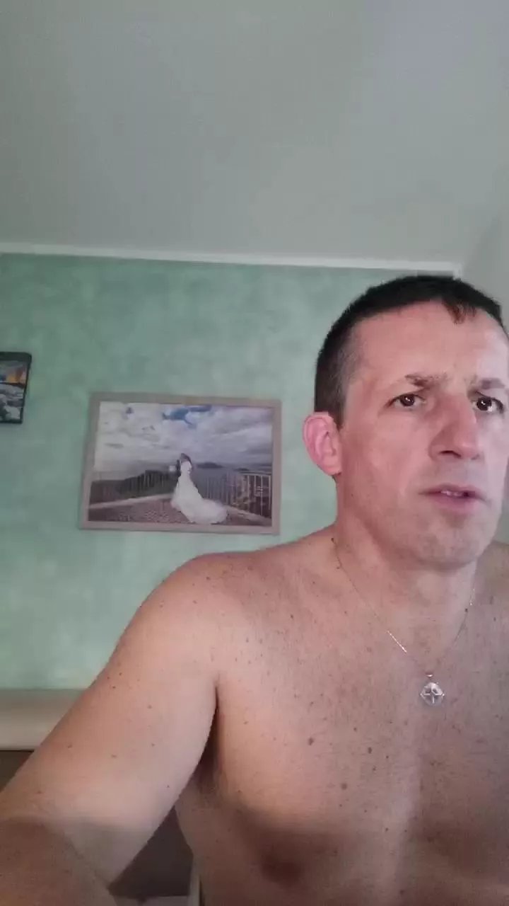 Offline Drago0000 on Cam4