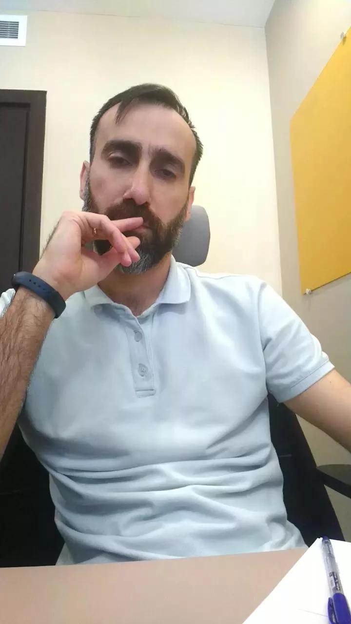 Edgercamboy2 on Cam4 