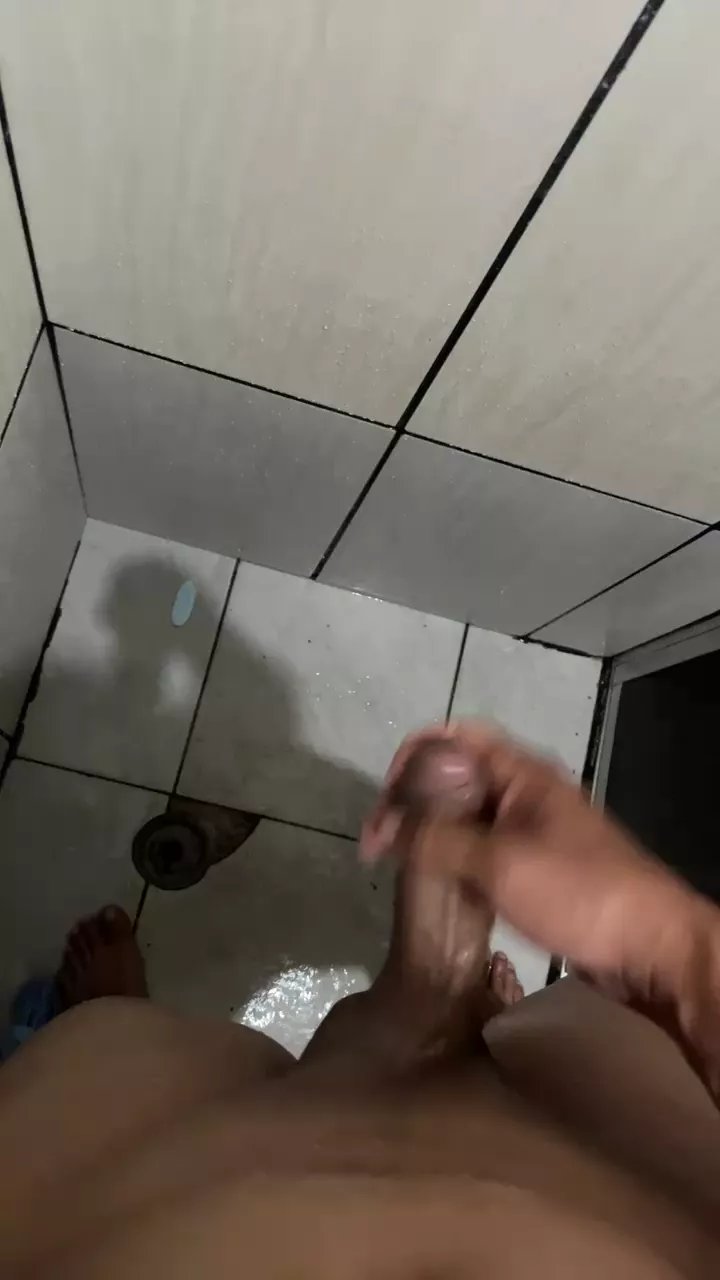 Offline Eduardo192809 on Cam4