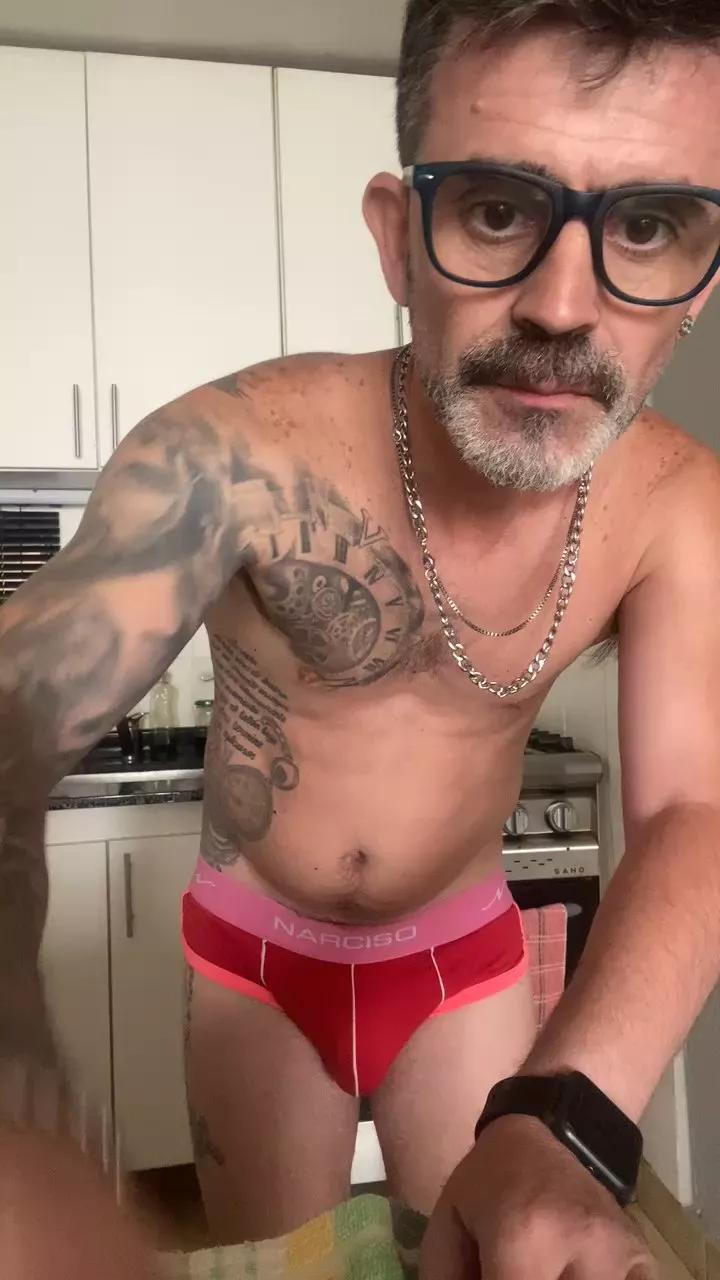 elra1979 on Cam4 