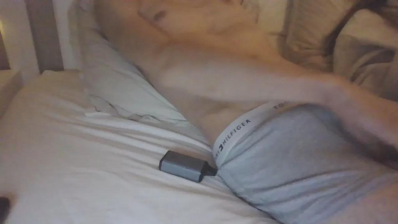 ElViko1 on Cam4 