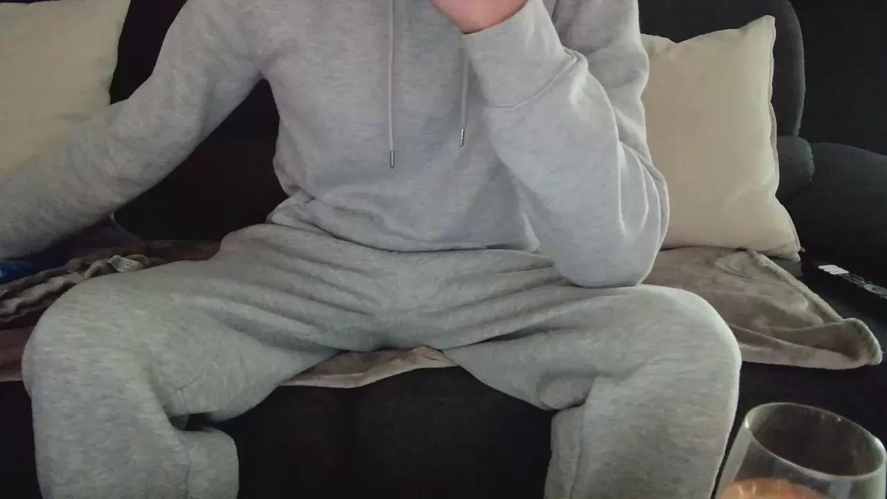 ElViko1 on Cam4 