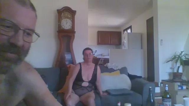 Emma84360 on Cam4 