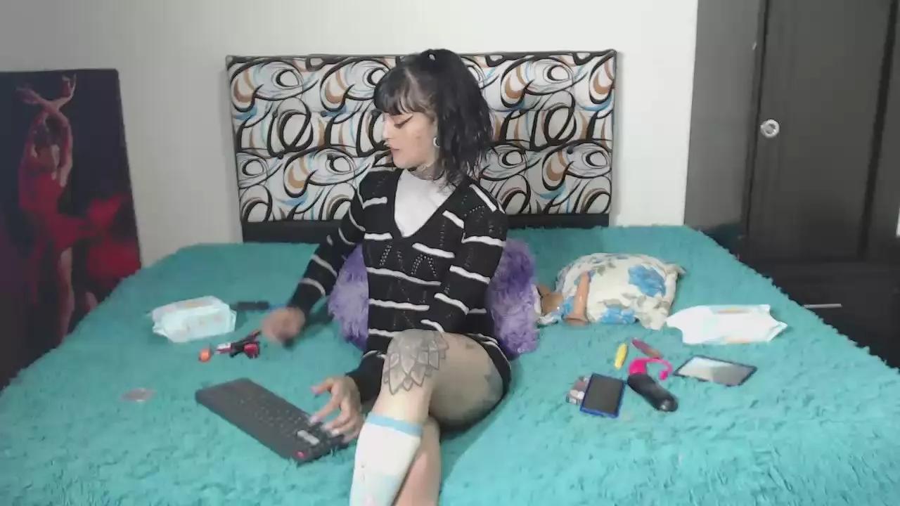 emma_onassis on Cam4 