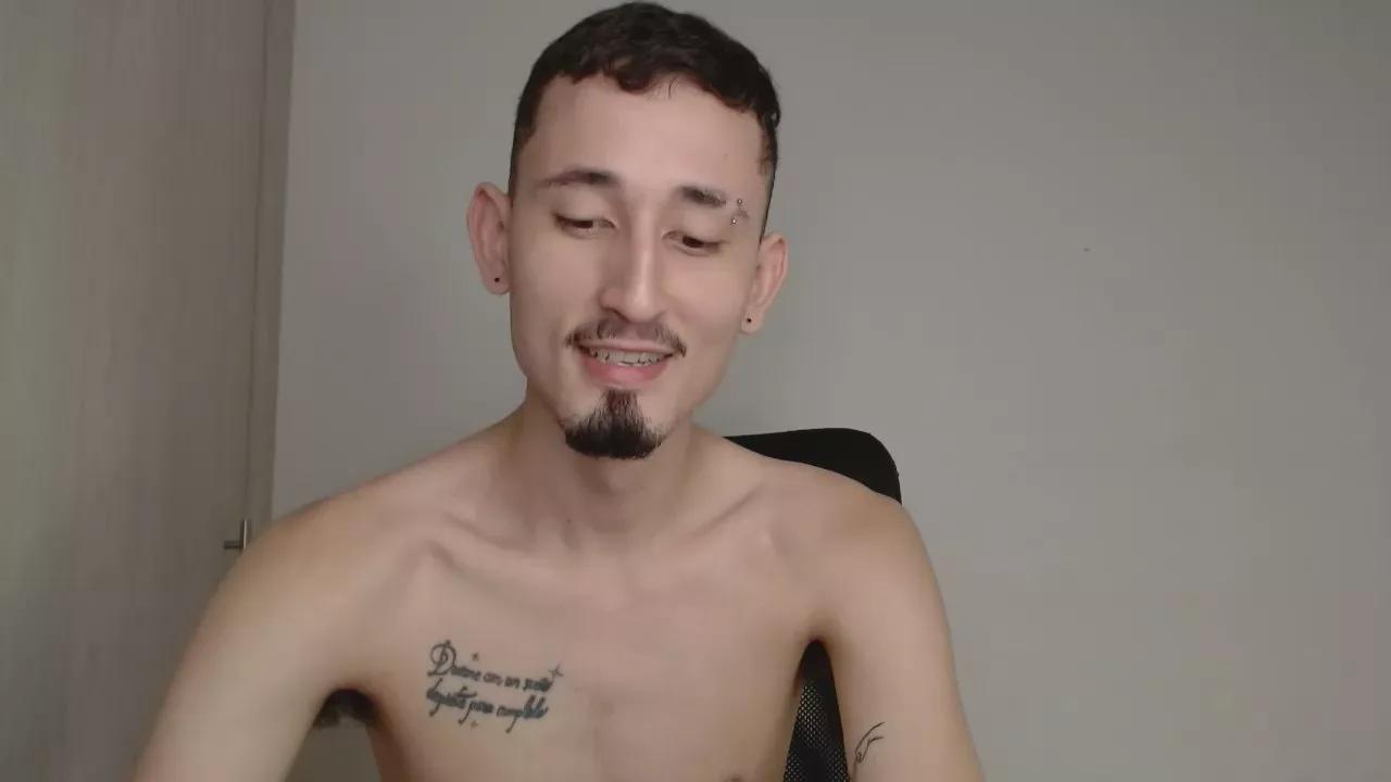 enzo_08_xxx on Cam4 
