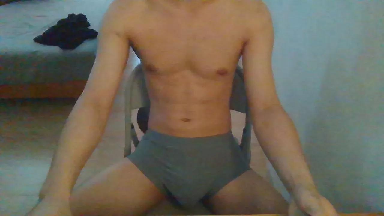 Eric53788 on Cam4 