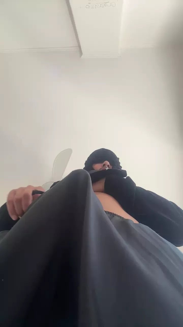 Offline ErosSecreto on Cam4