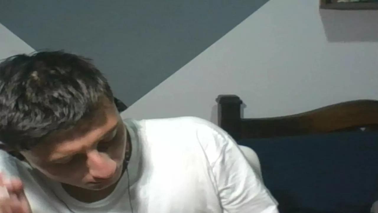 Esteban19PG on Cam4 