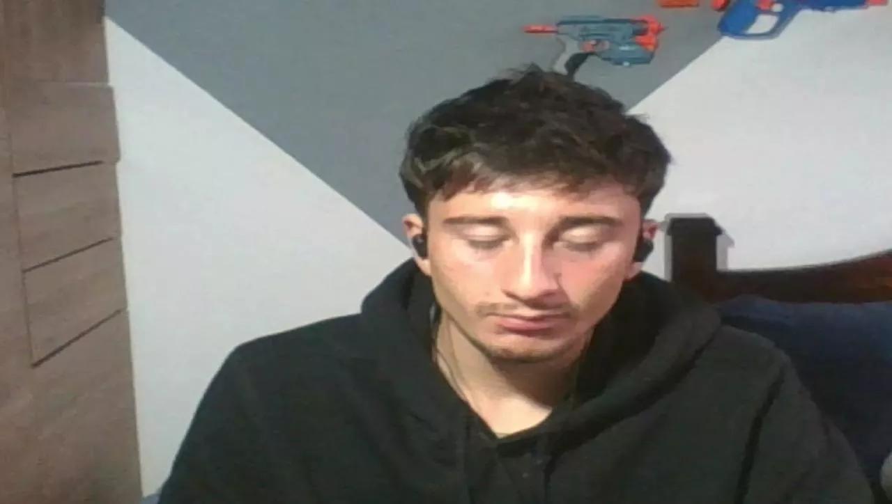 Esteban19PG on Cam4 