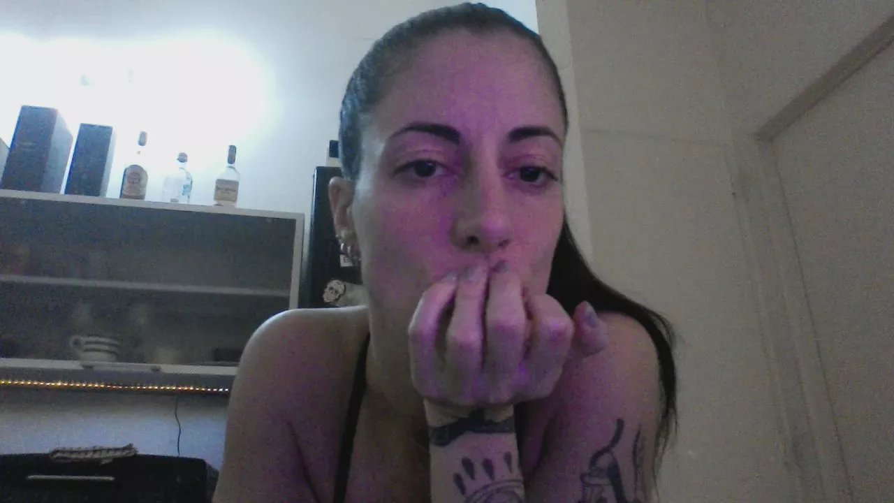 Offline Ferchule7 on Cam4