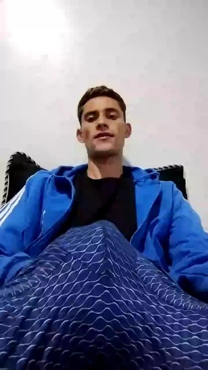 Flaco20x on Cam4 