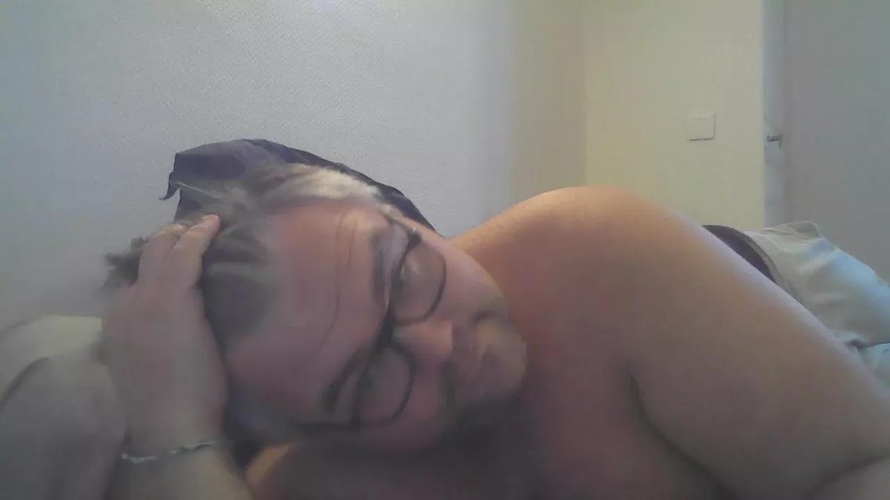 flochon5656 on Cam4 