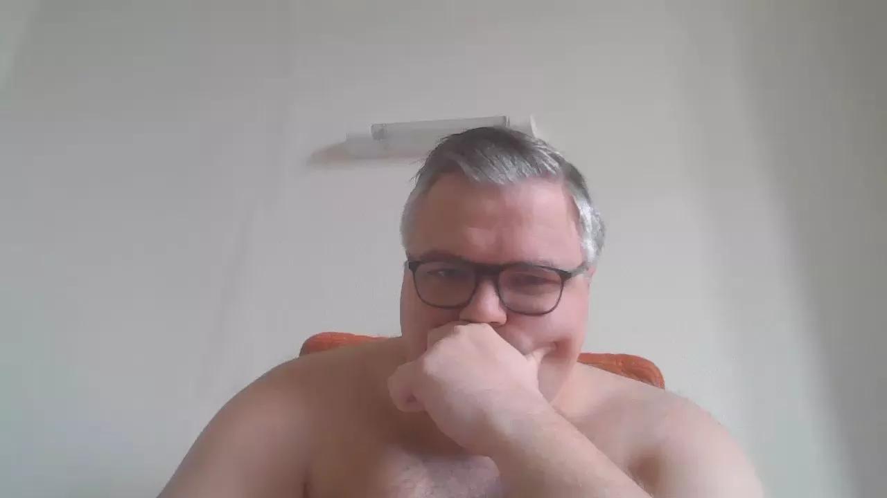 flochon5656 on Cam4 