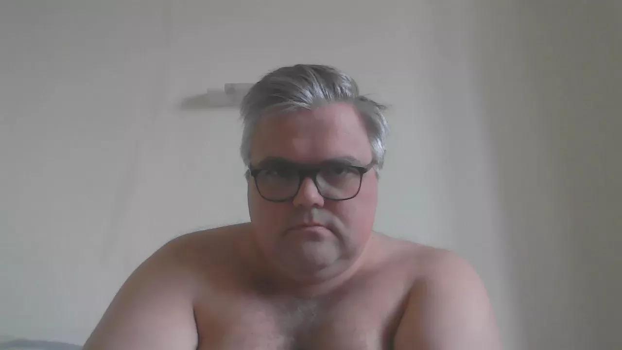 flochon5656 on Cam4 