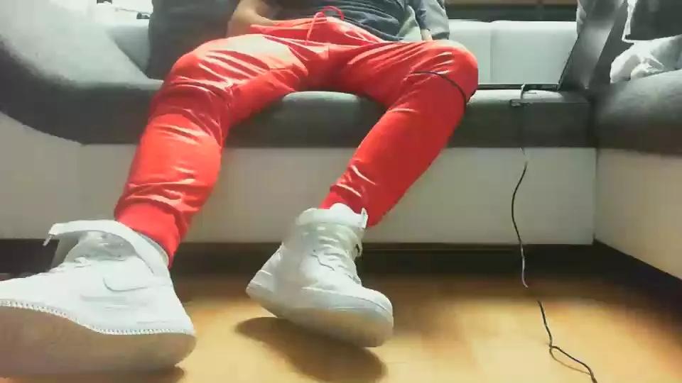flow_sky on Cam4 