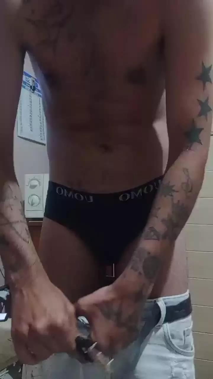francescoboy978 on Cam4 