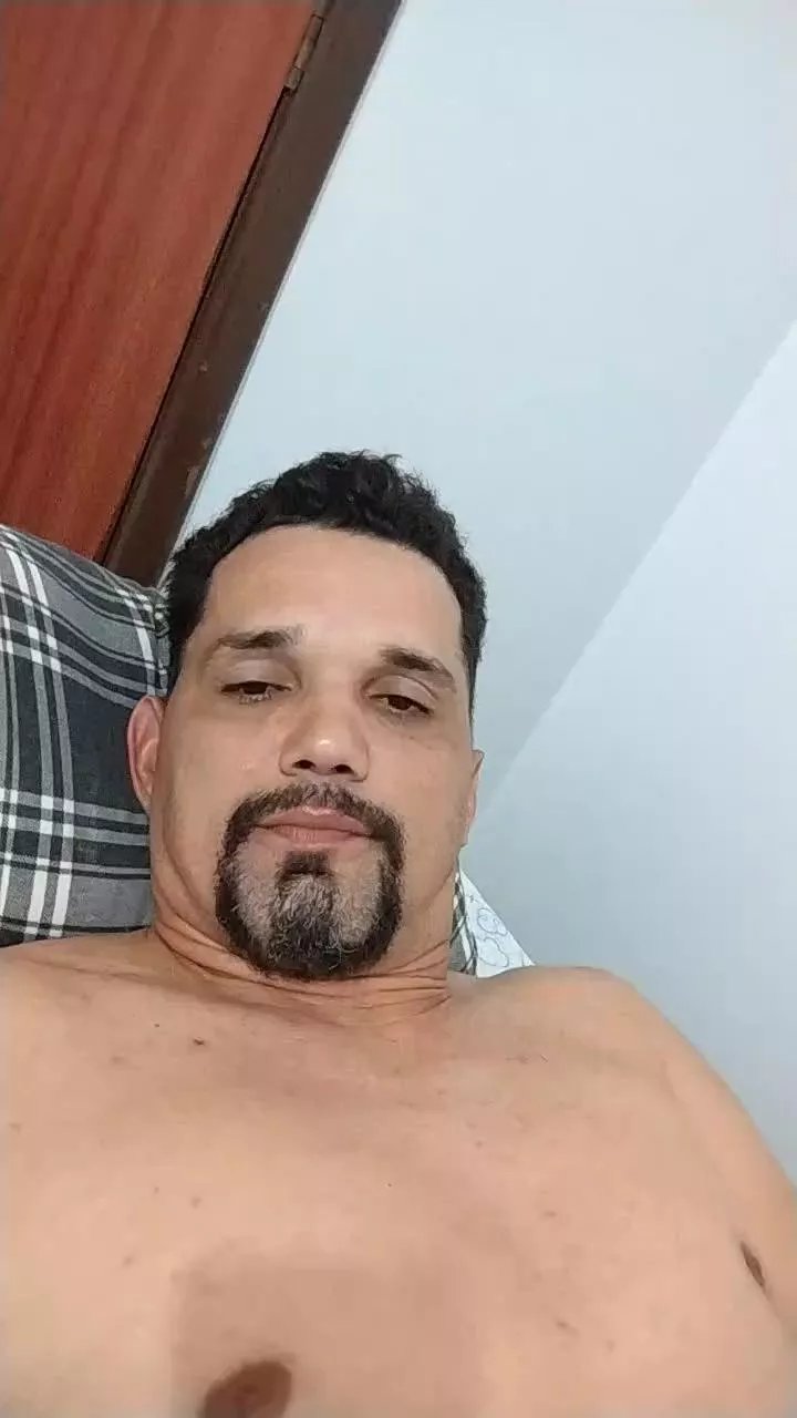 Offline Francisconeto87 on Cam4