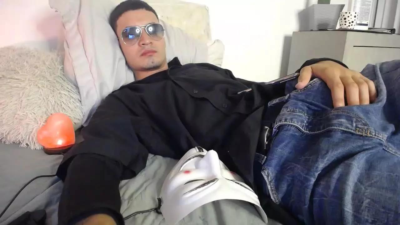 Fratstraights on Cam4 
