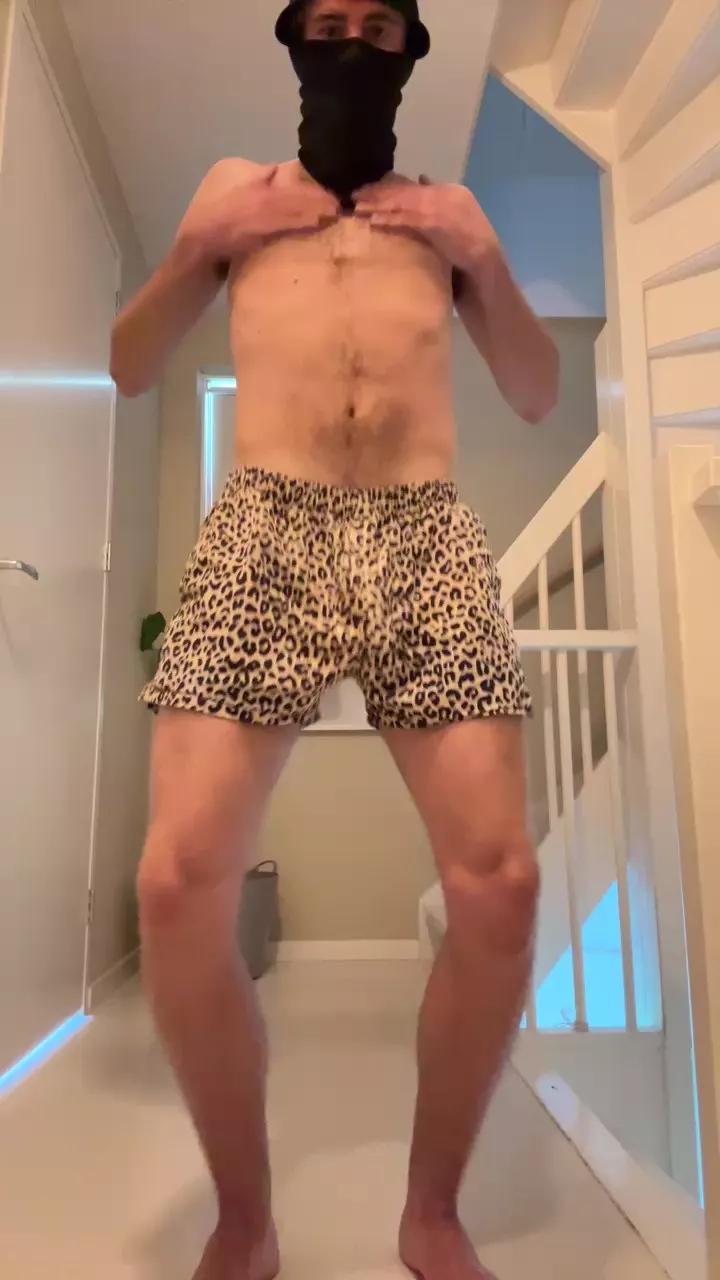 Frederikdoggy on Cam4 