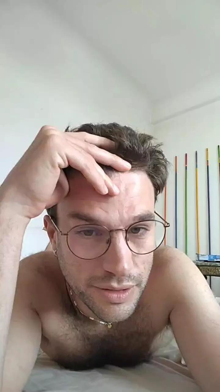 frenchyhothairy on Cam4 