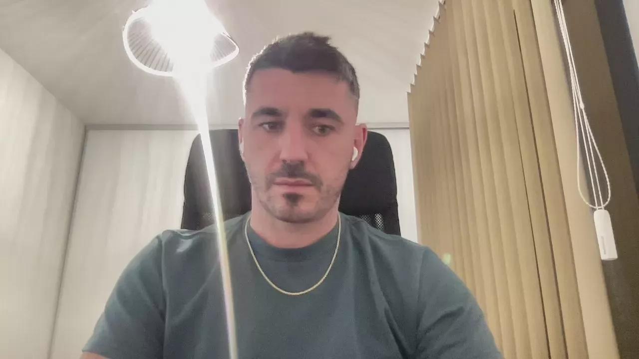 frstraight30 on Cam4 