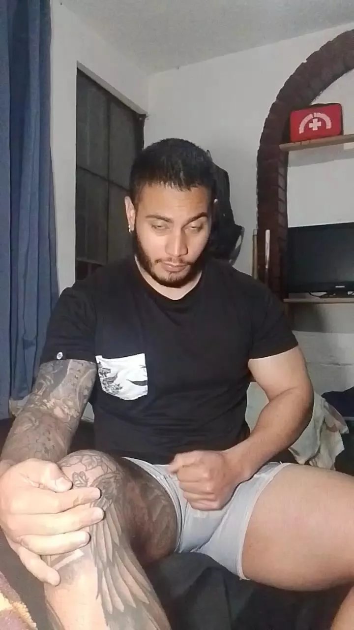 Offline gabo_lust on Cam4