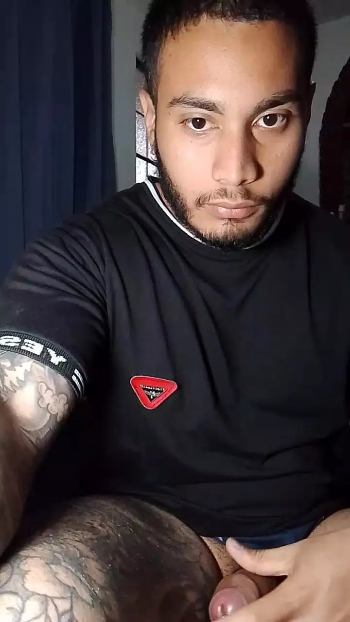 Offline gabo_lust on Cam4