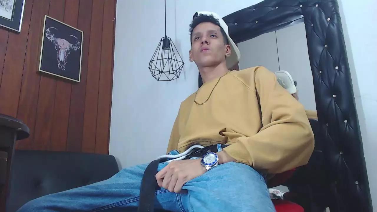 GaboReyes on Cam4 