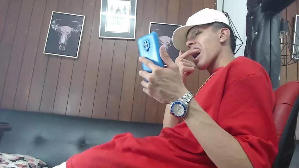 GaboReyes on Cam4 