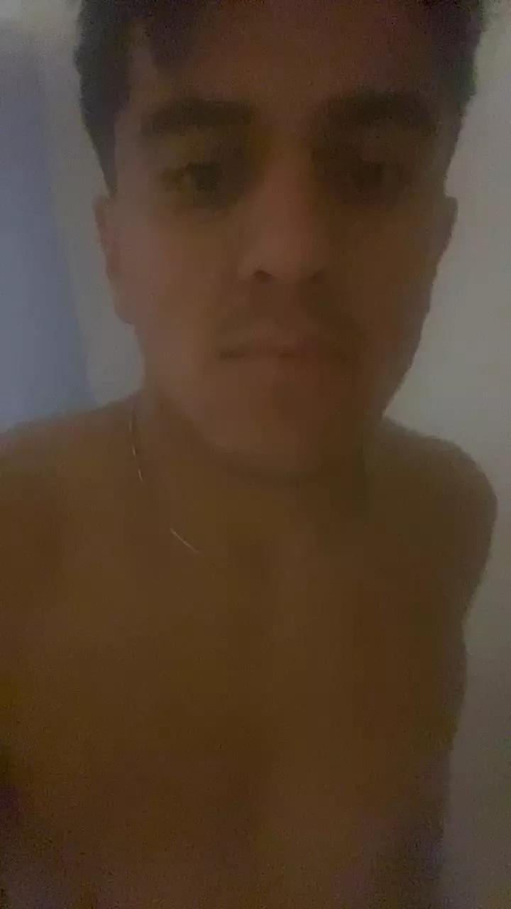 Gabr1996 on Cam4 