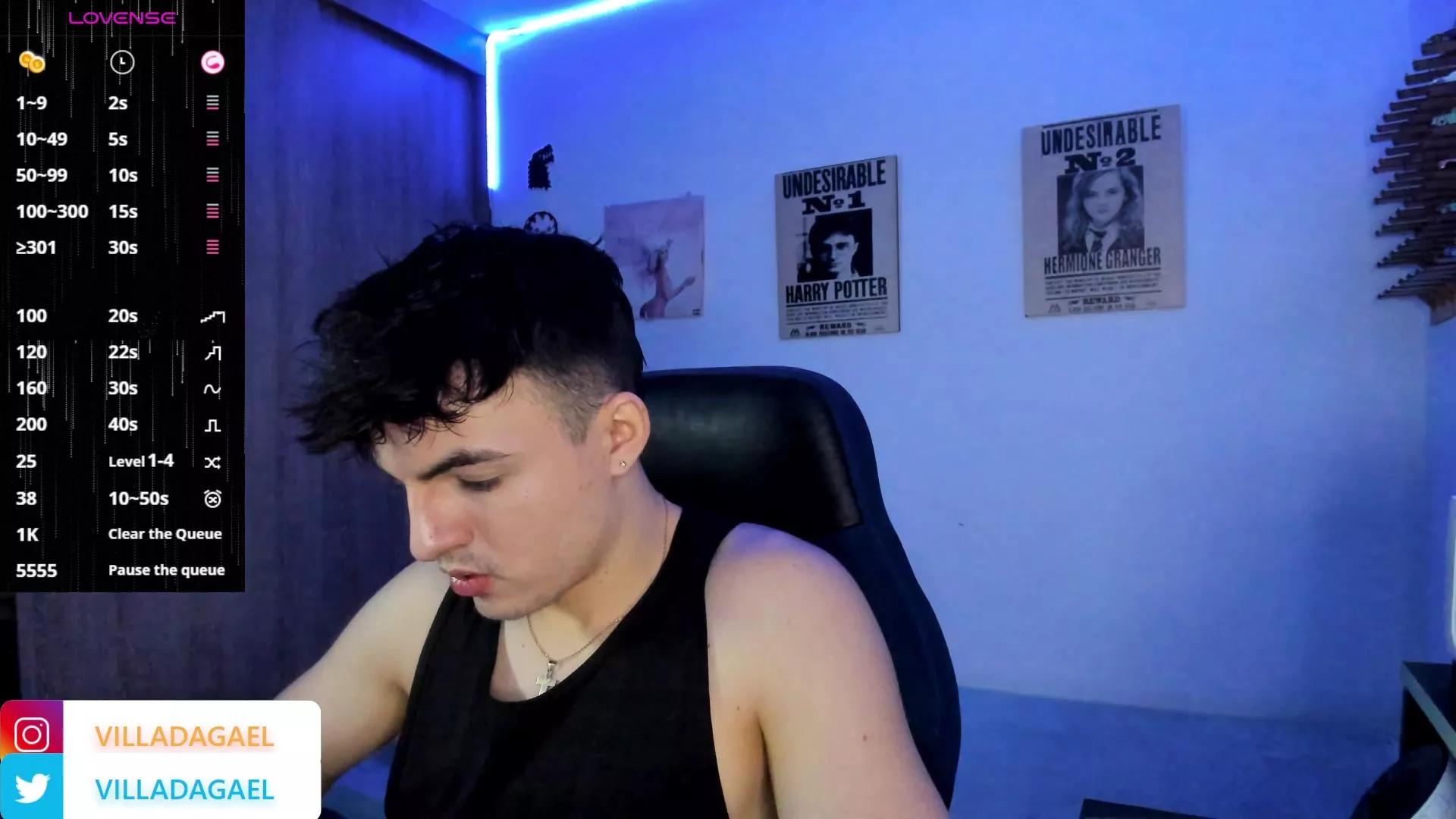 Gaelvillada on Cam4 